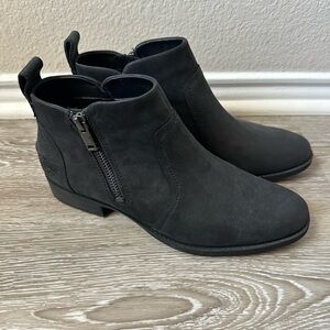 Ugg Black Waterproof Booties